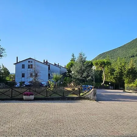 La Casa Di Milly Golden Park Vakantiehuis Castel Di Sangro